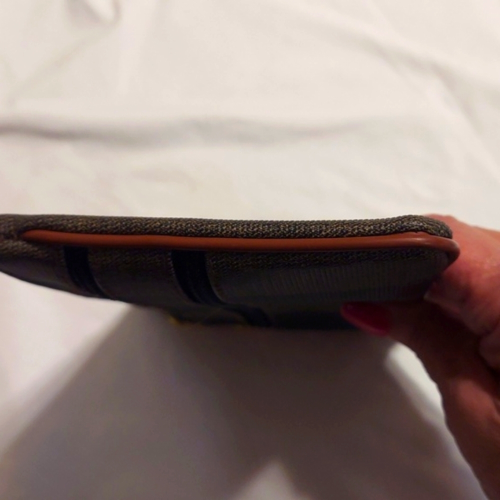 FENDI Vintage Pequin 3 Compartment zip pouch coated canvas leather lined.  Vgvc - Picture 11 of 12